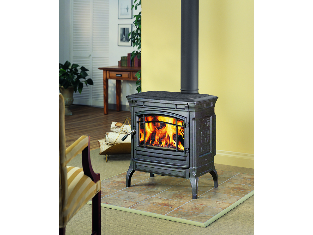 https://hearthstonetech.com/wp-content/uploads/2020/11/hearthstone-shelburne-i-8371-wood-stove.jpg